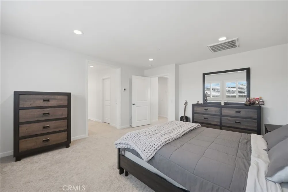 24318 Red Spruce Murrieta, CA 92562