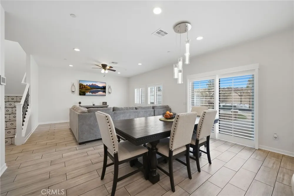 24318 Red Spruce Murrieta, CA 92562
