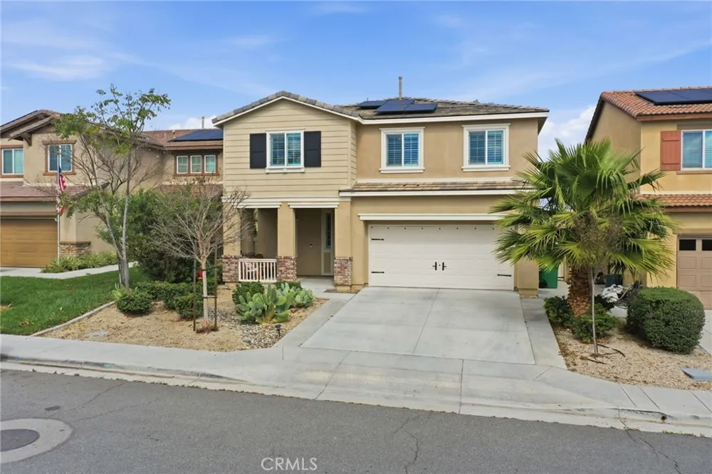 24318 Red Spruce Murrieta, CA 92562
