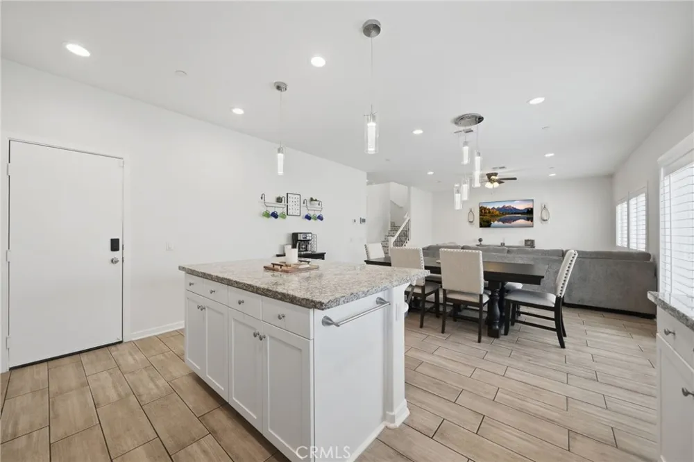 24318 Red Spruce Murrieta, CA 92562