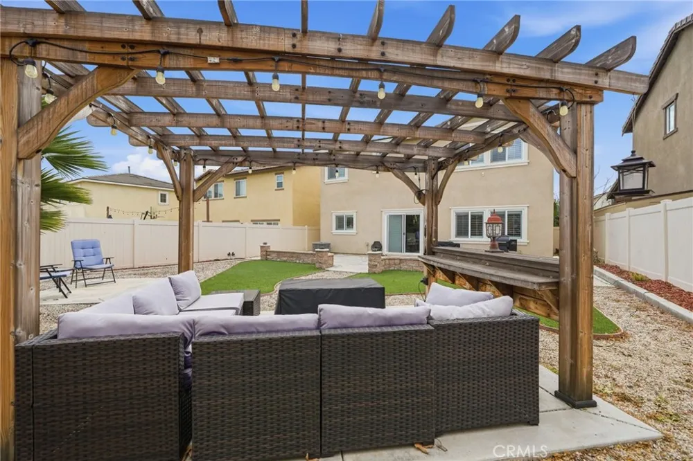 24318 Red Spruce Murrieta, CA 92562