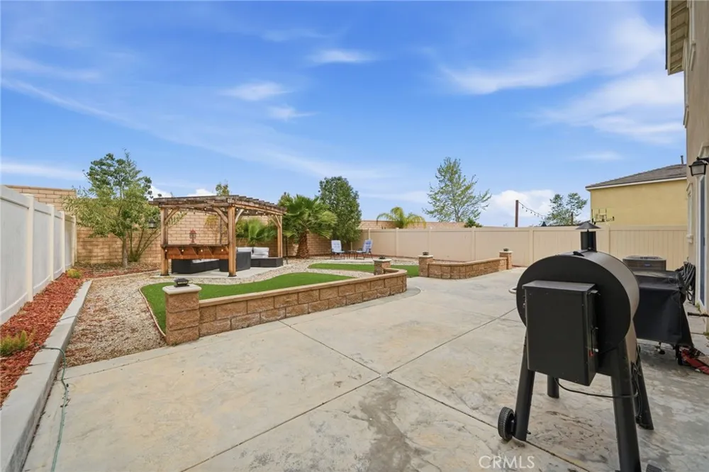 24318 Red Spruce Murrieta, CA 92562