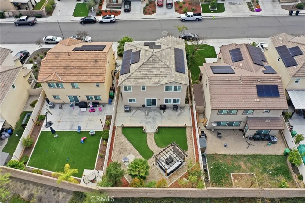 24318 Red Spruce Murrieta, CA 92562