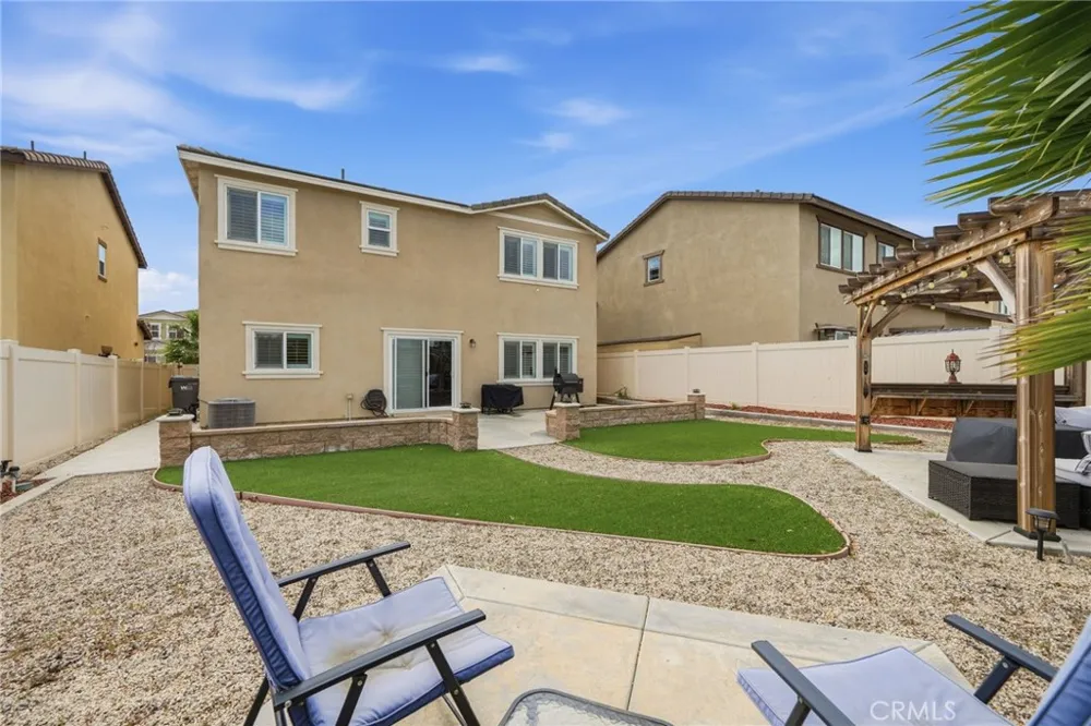 24318 Red Spruce Murrieta, CA 92562