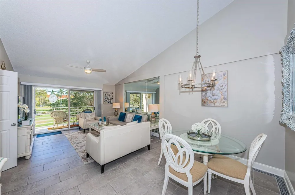 6000 BAHIA DEL MAR CIRCLE #229 St Petersburg, FL 33715