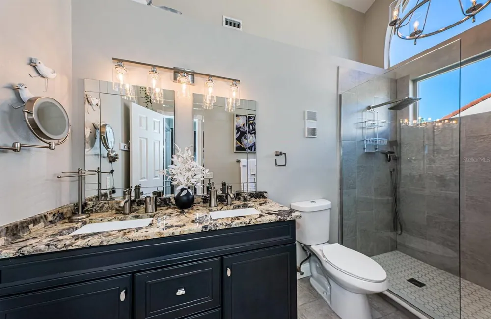 6000 BAHIA DEL MAR CIRCLE #229 St Petersburg, FL 33715