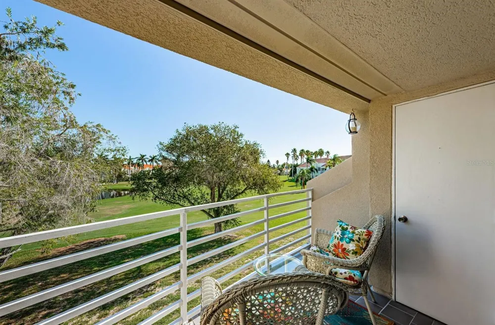 6000 BAHIA DEL MAR CIRCLE #229 St Petersburg, FL 33715