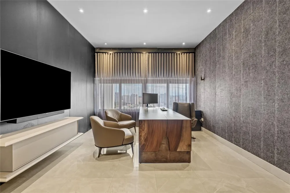 105 ORTEGON AVENUE #PH1 Guaynabo, PR 00966