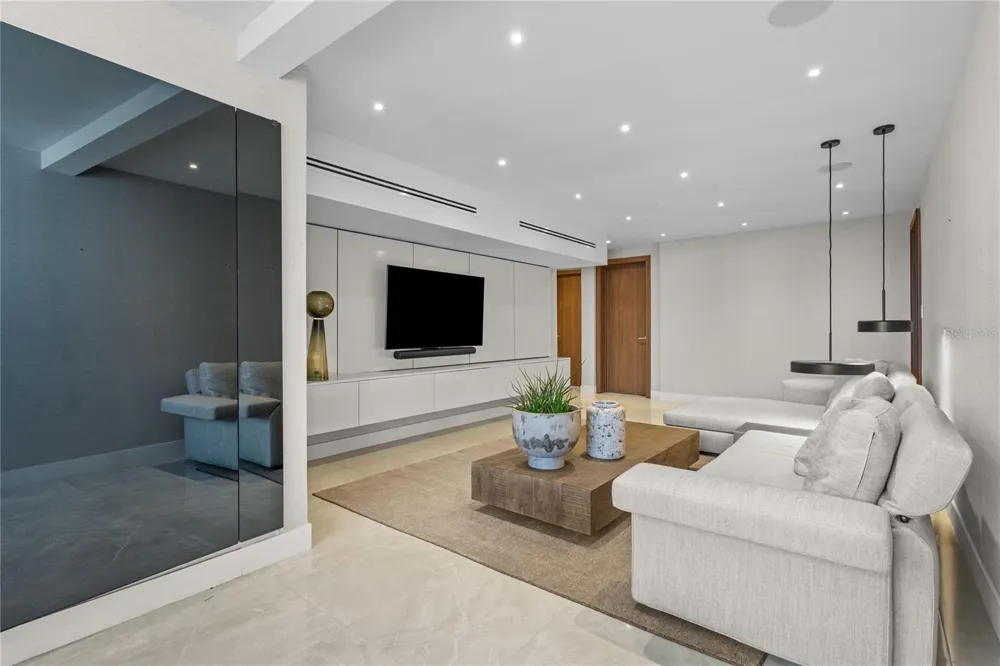 105 ORTEGON AVENUE #PH1 Guaynabo, PR 00966