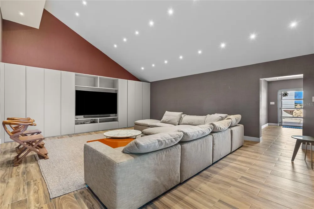 105 ORTEGON AVENUE #PH1 Guaynabo, PR 00966