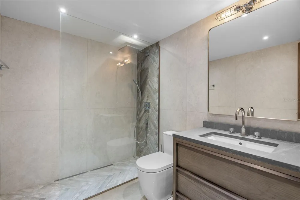 105 ORTEGON AVENUE #PH1 Guaynabo, PR 00966