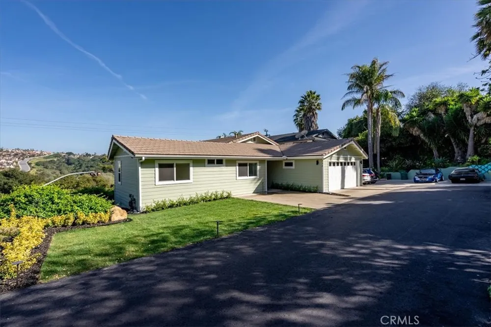 220 Selma Pismo Beach, CA 93449