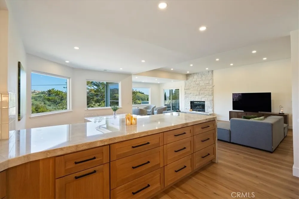 220 Selma Pismo Beach, CA 93449