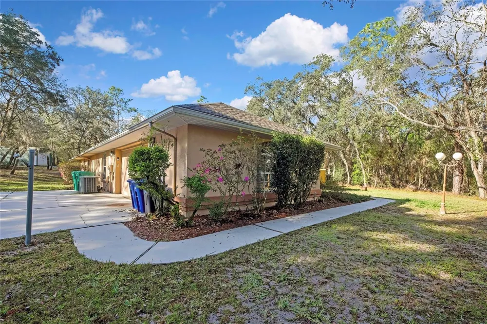 340 E SAVOY STREET Lecanto, FL 34461