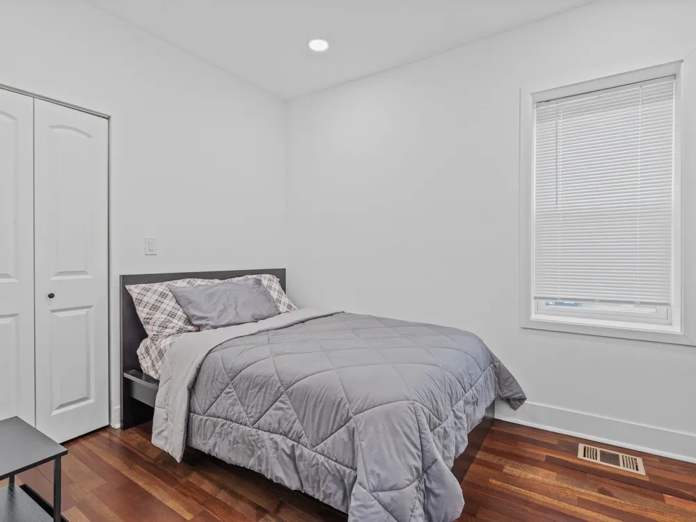 4004 Euclid Avenue East Chicago, IN 46312