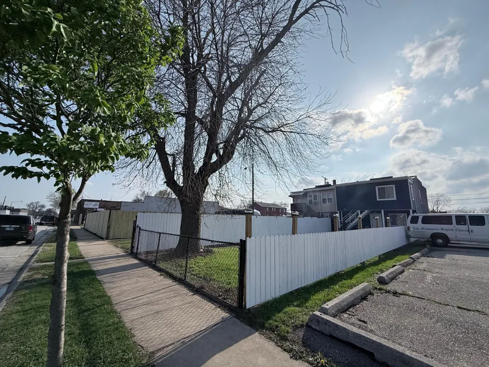 4004 Euclid Avenue East Chicago, IN 46312