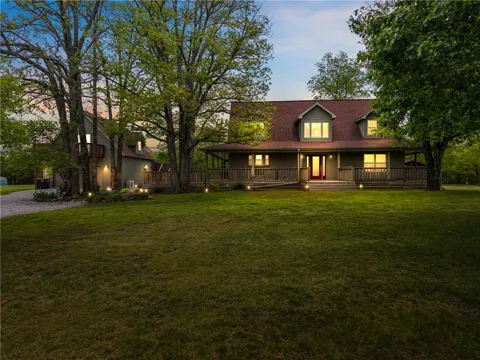 14620 Ravenwood Lane