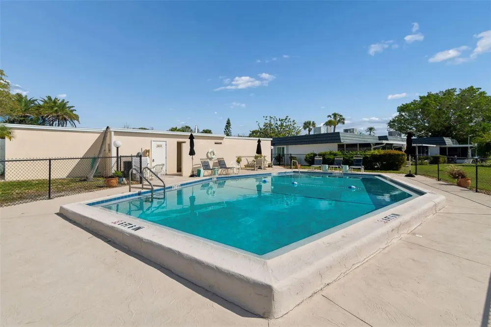 10443 WATERBIRD WAY Bradenton, FL 34209