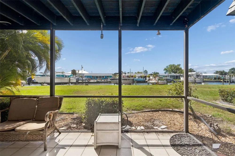 10443 WATERBIRD WAY Bradenton, FL 34209