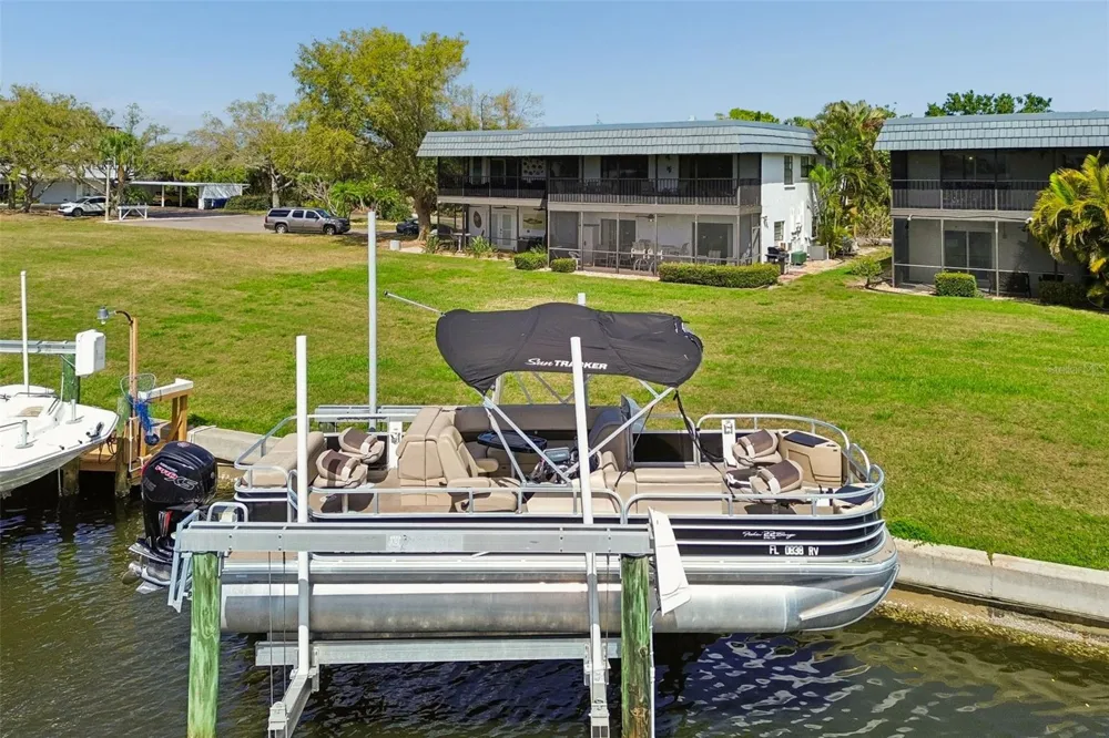 10443 WATERBIRD WAY Bradenton, FL 34209