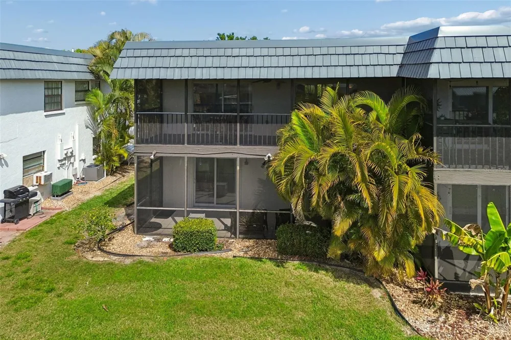 10443 WATERBIRD WAY Bradenton, FL 34209