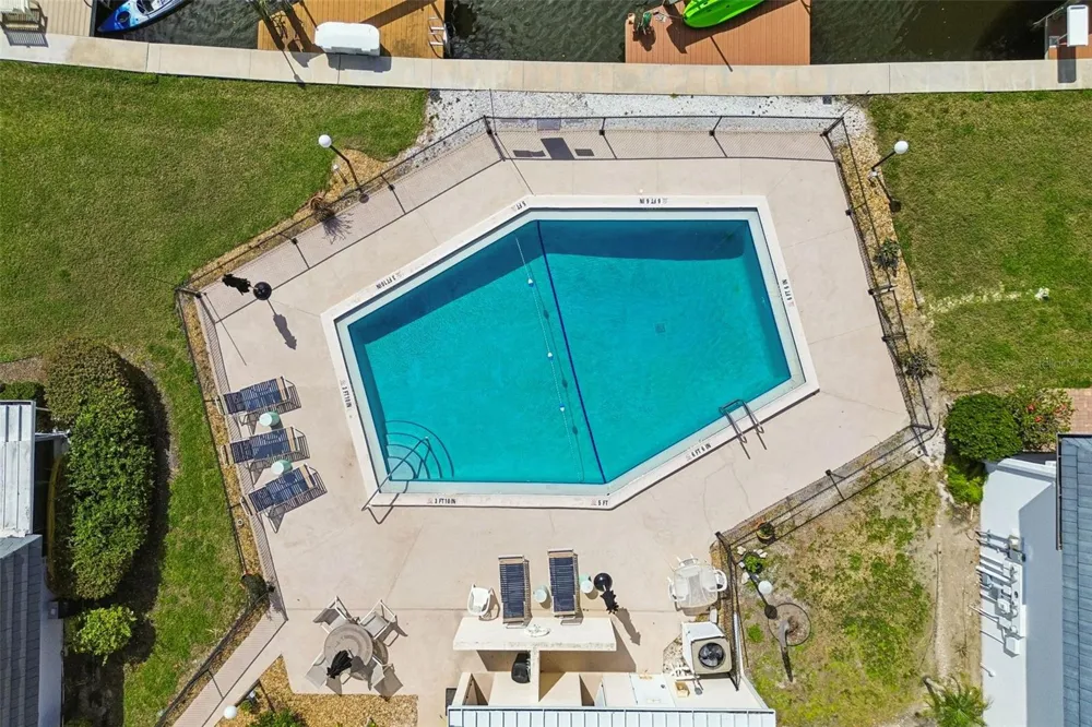 10443 WATERBIRD WAY Bradenton, FL 34209