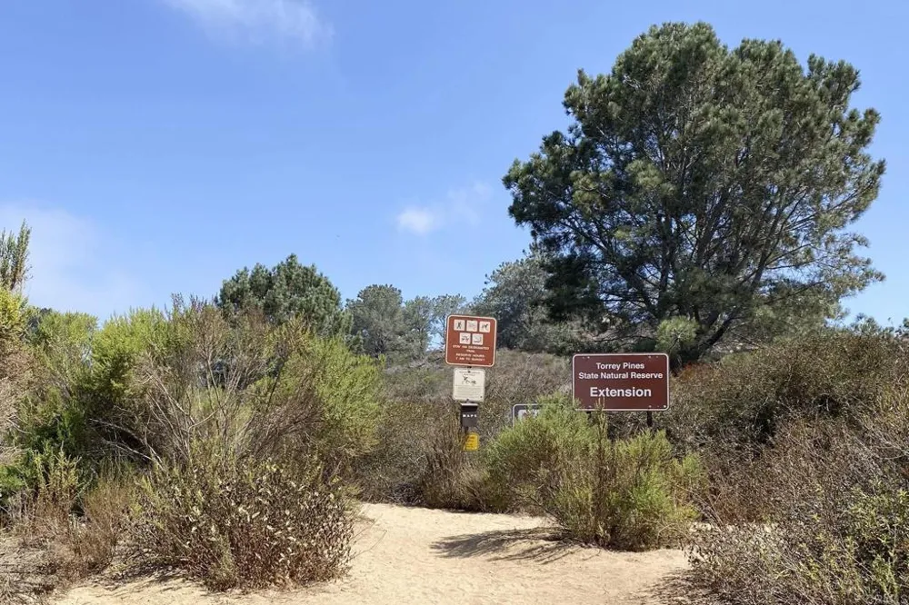 1820 Coast Boulevard Del Mar, CA 92014