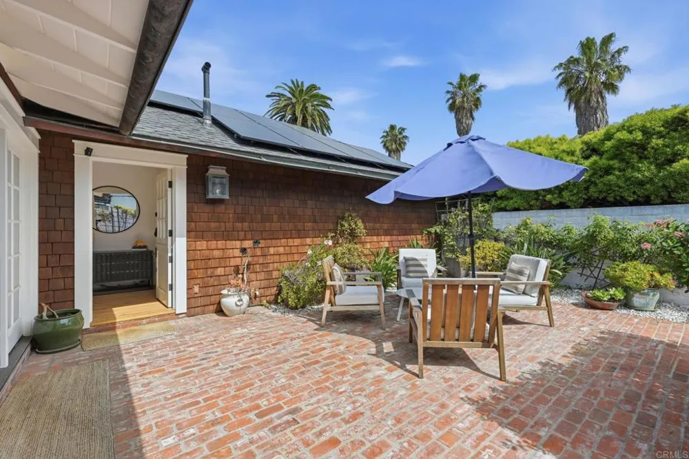 1820 Coast Boulevard Del Mar, CA 92014