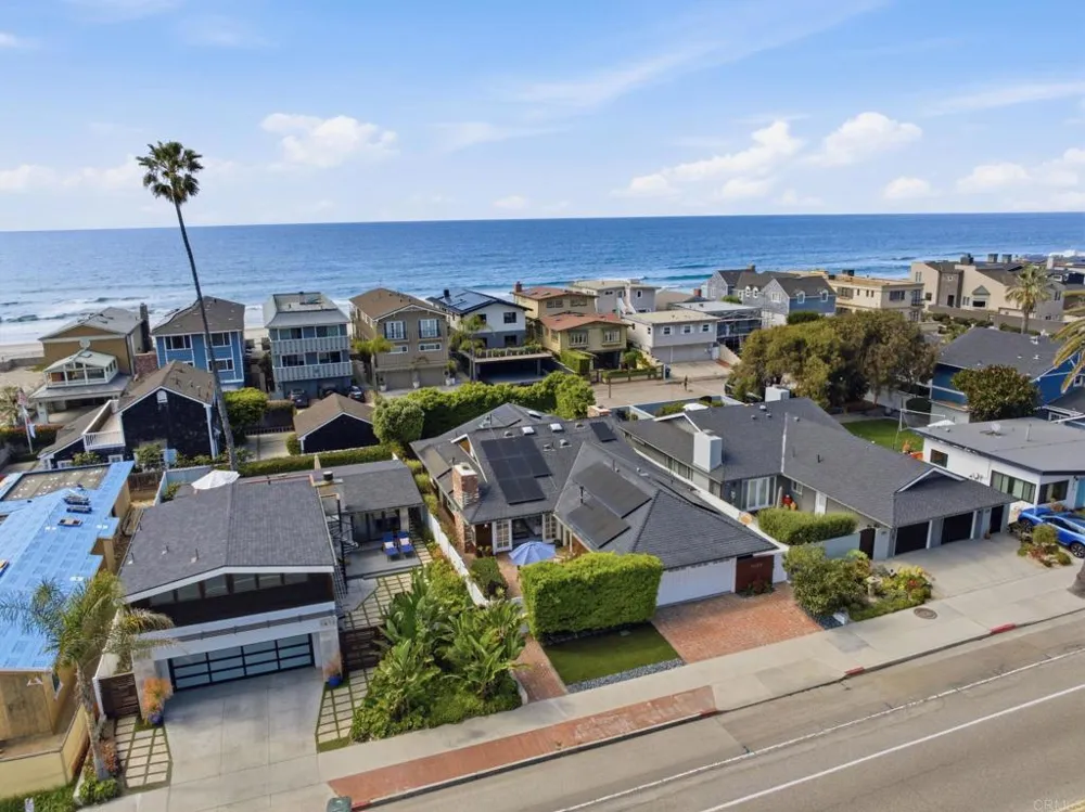 1820 Coast Boulevard Del Mar, CA 92014