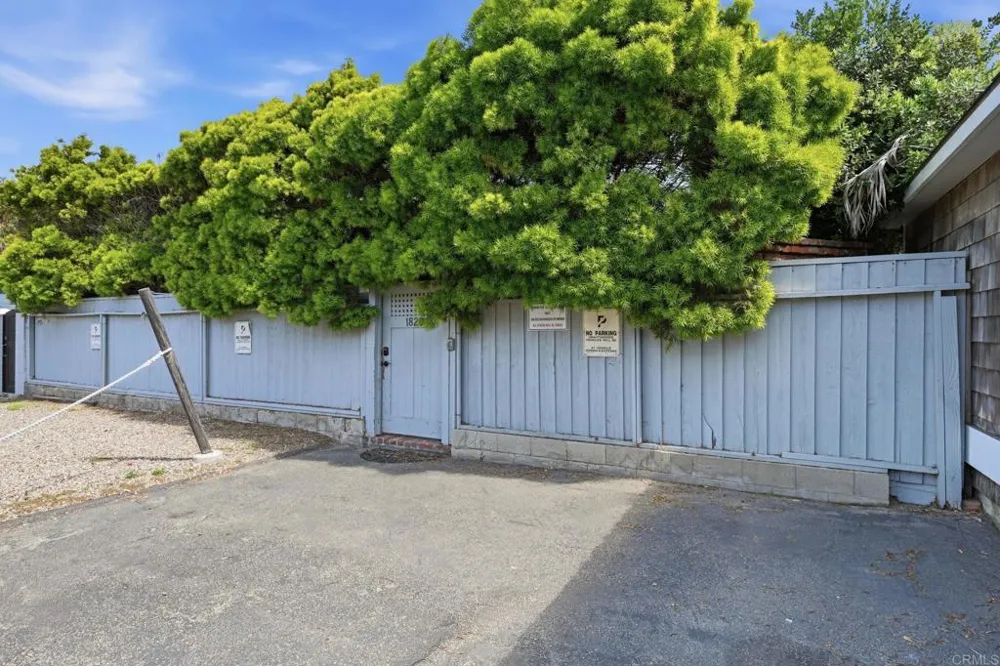 1820 Coast Boulevard Del Mar, CA 92014