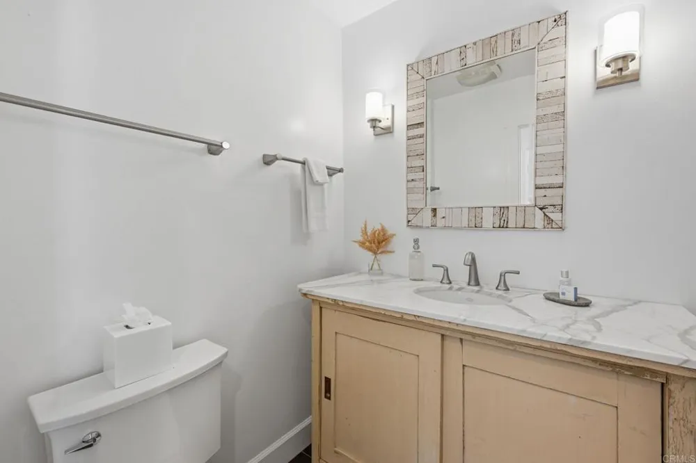 1820 Coast Boulevard Del Mar, CA 92014