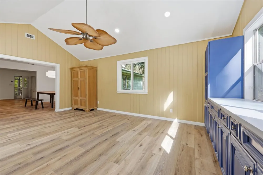 8856 NW 230TH STREET Micanopy, FL 32667