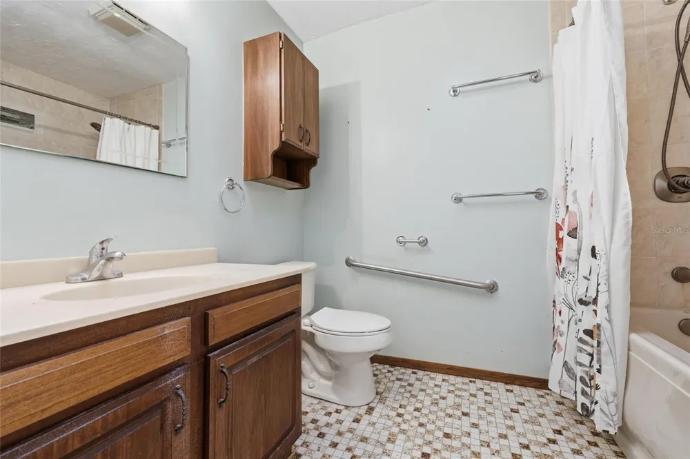 8856 NW 230TH STREET Micanopy, FL 32667