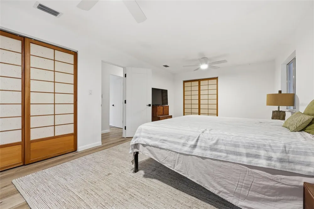 8856 NW 230TH STREET Micanopy, FL 32667
