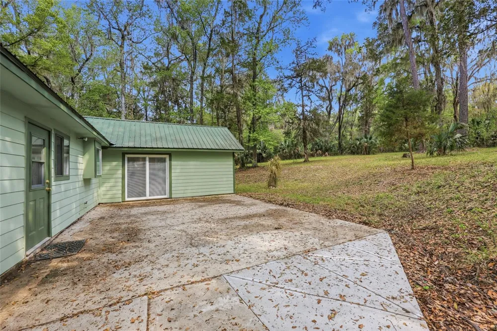 8856 NW 230TH STREET Micanopy, FL 32667