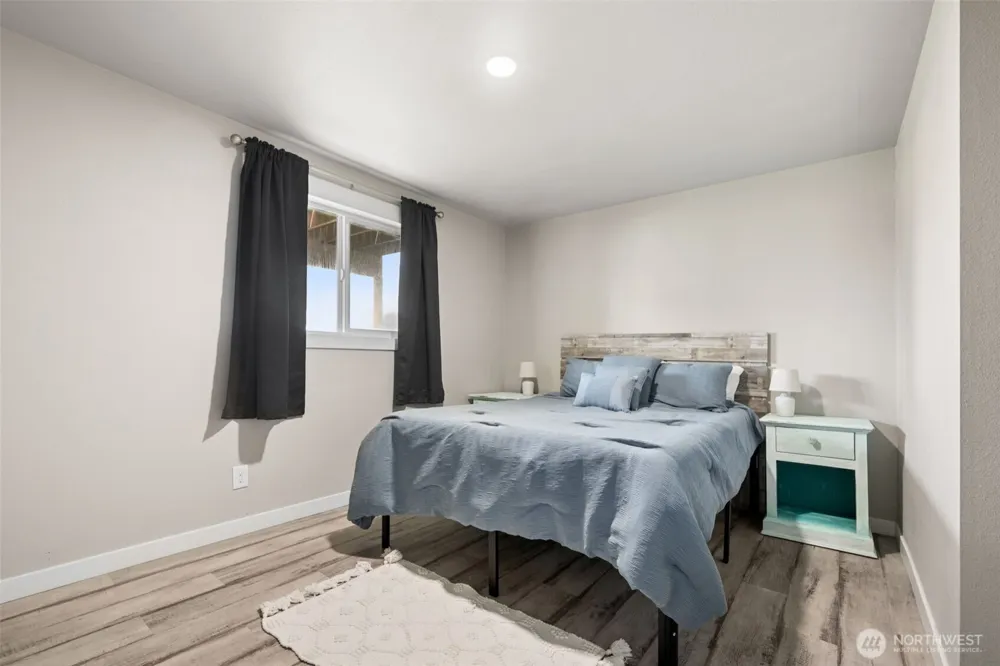 34 4th Street S Pacific Beach, WA 98571