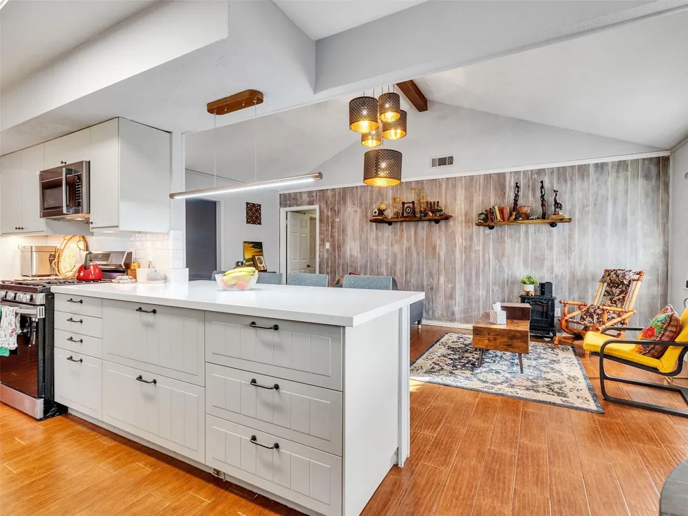 7282 Shady Corners Lane Houston, TX 77040