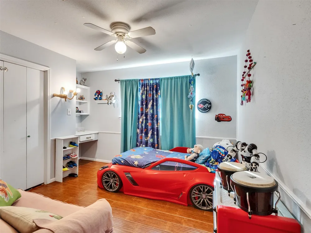7282 Shady Corners Lane Houston, TX 77040