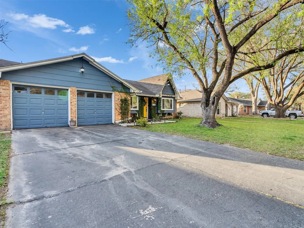 7282 Shady Corners Lane Houston, TX 77040