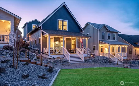 523 Mackinaw Lane
