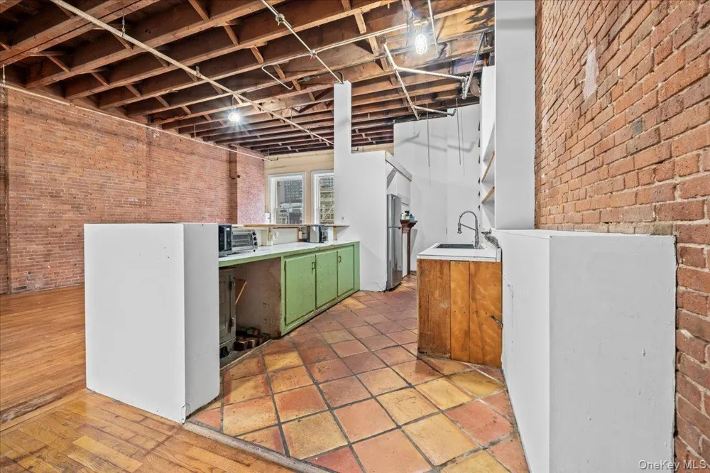 100 Prince Street #5W New York (Manhattan), NY 10012