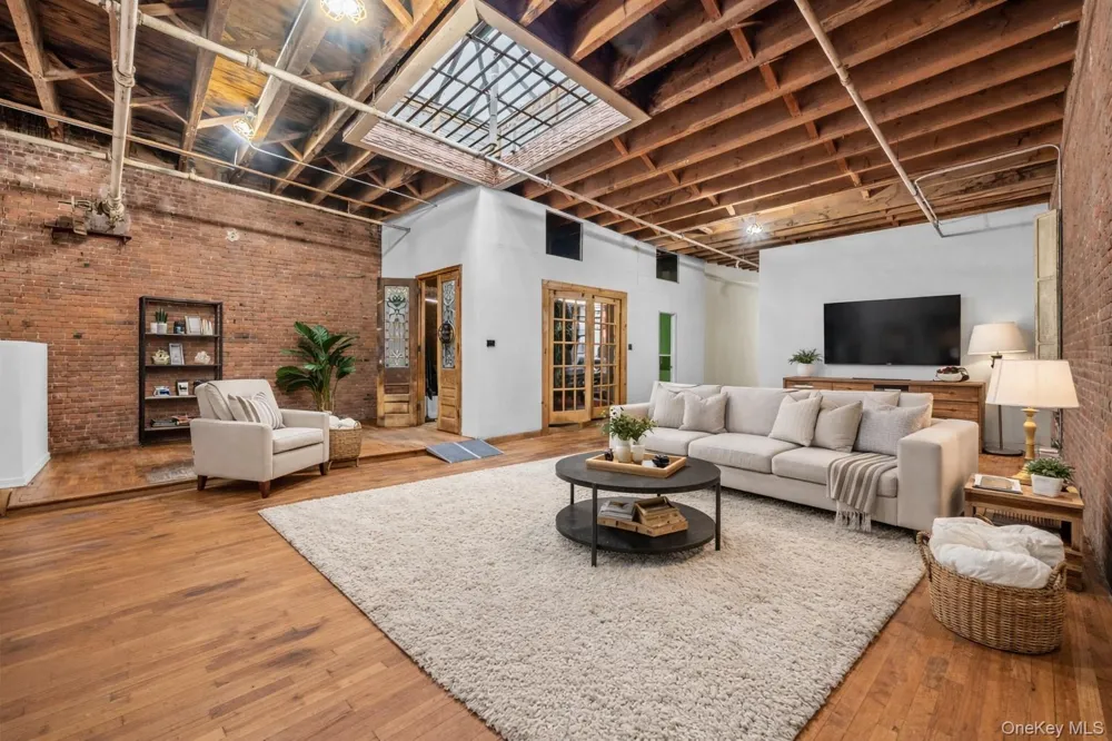 100 Prince Street #5W New York (Manhattan), NY 10012