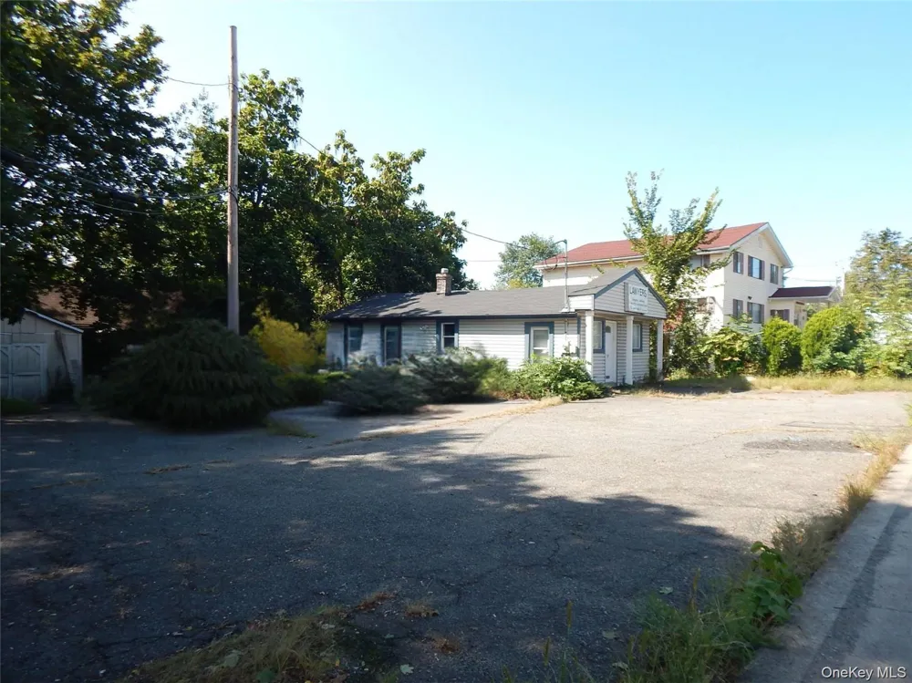 119 S Main Street #B Monsey, NY 10977