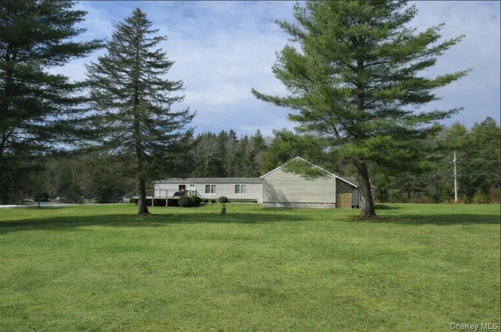 698 Cooley Road Parksville, NY 12768