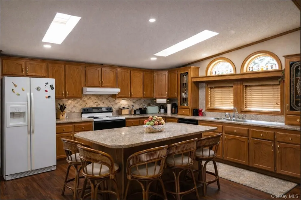 698 Cooley Road Parksville, NY 12768