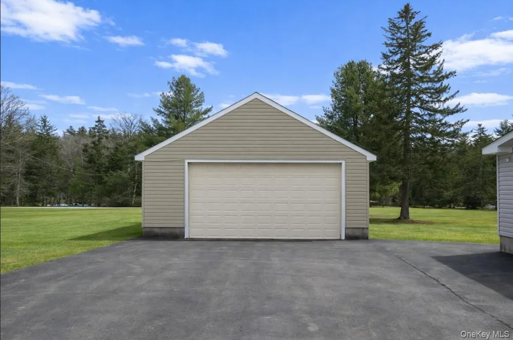 698 Cooley Road Parksville, NY 12768