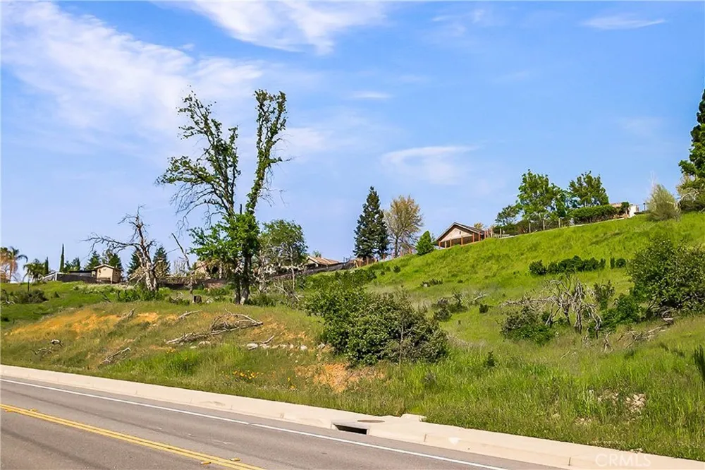 166 Quartz Hill Road Redding, CA 96003