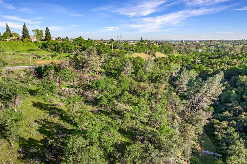 166 Quartz Hill Road Redding, CA 96003
