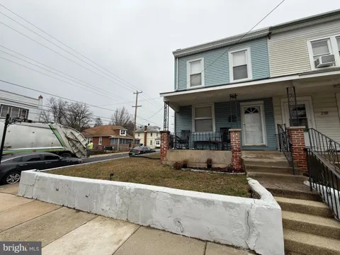 220 10TH STREET