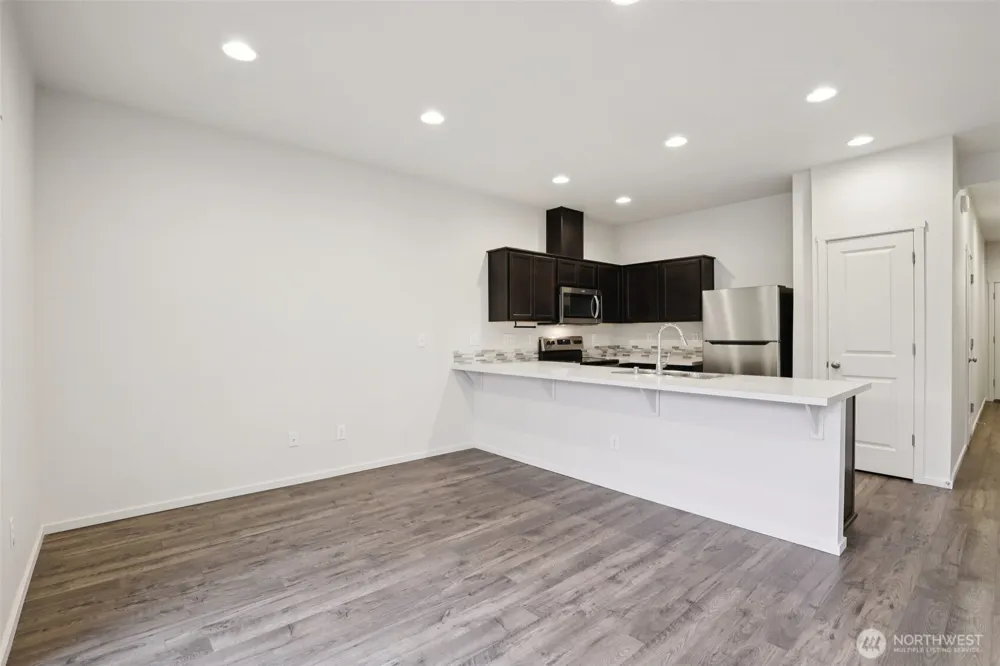 2121 NE 118th Place Vancouver, WA 98684